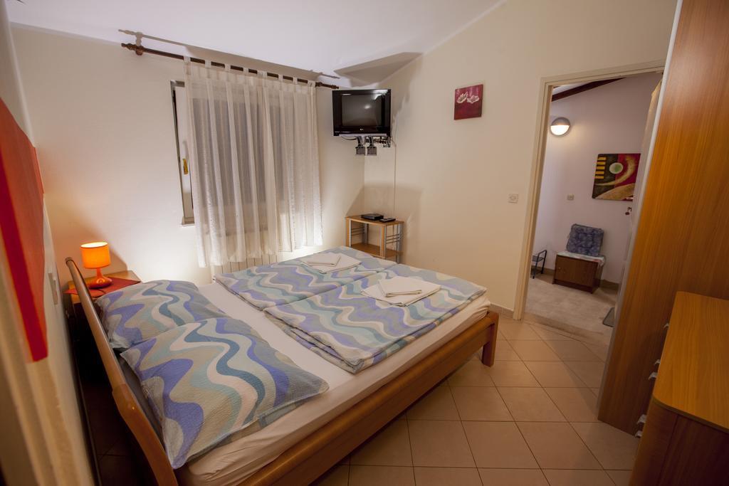 Apartments Villa Ban Rovinj Room photo
